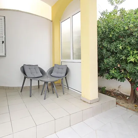 In Mit Eigener Terrasse By Interhome
